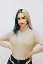 Buzo Cuello Alto Licrado