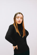 Buttonhole Neck Diver With Buttons