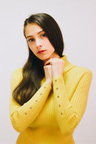 Buttonhole Neck Diver With Buttons